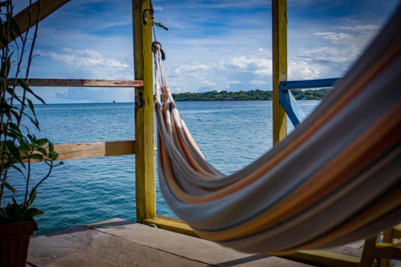 Hostal On The Sea Bocas del Toro Exteriör bild